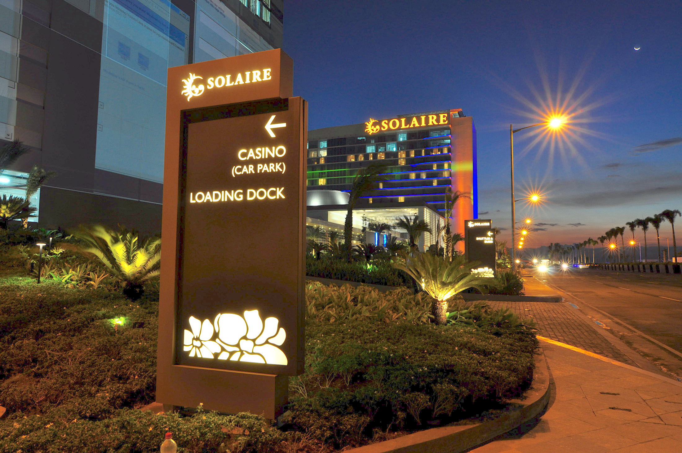 radical design signage design wayfinding consultancy solaire resort casino manila 